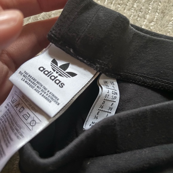 2 PAIRS ADIDAS LEGGINGS 🖤 black small S Three Stripes Logo Cotton Stretch white - Picture 3 of 4